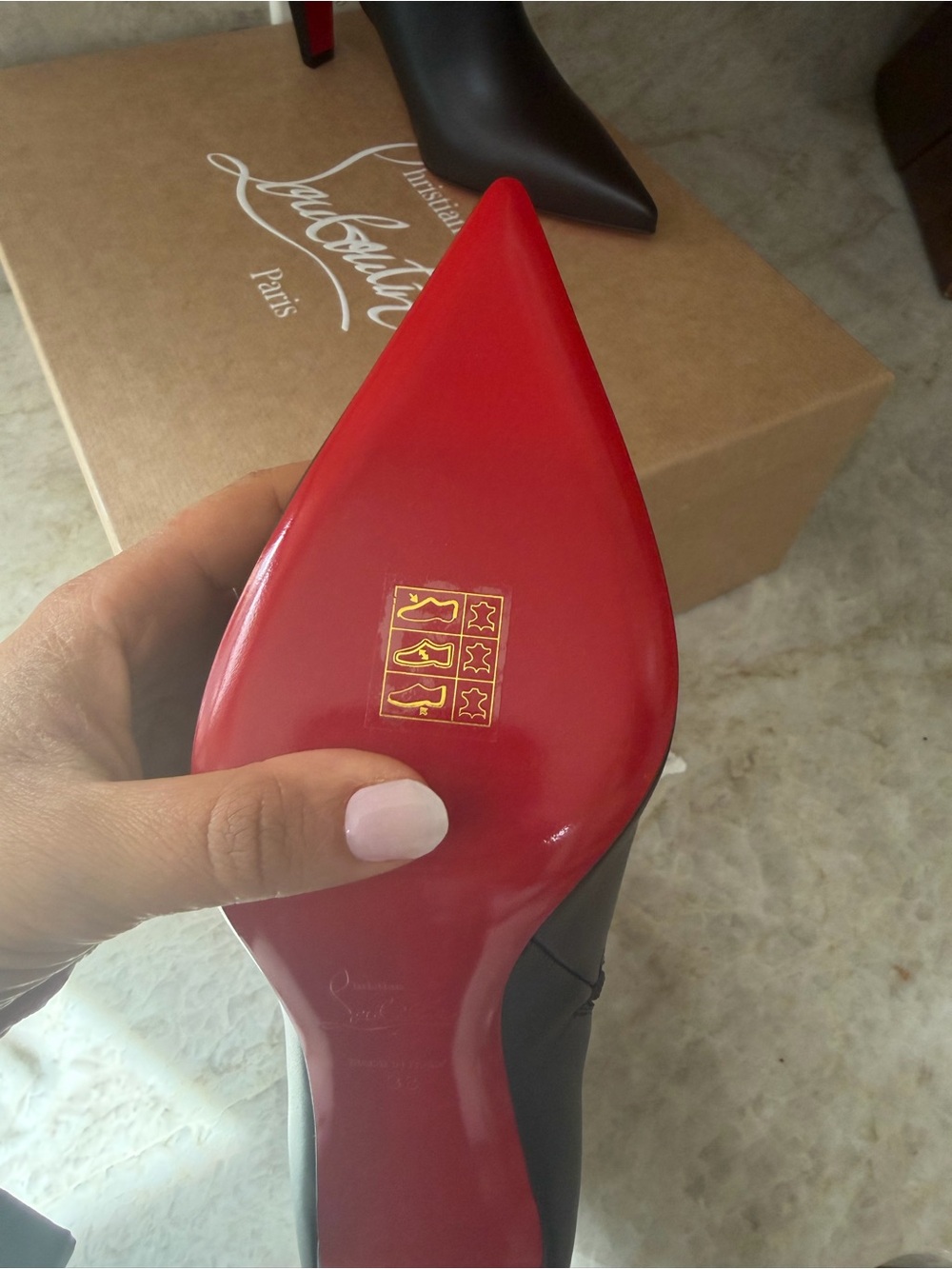Christian Louboutin Vibella booty 85 - Picture 7 of 11